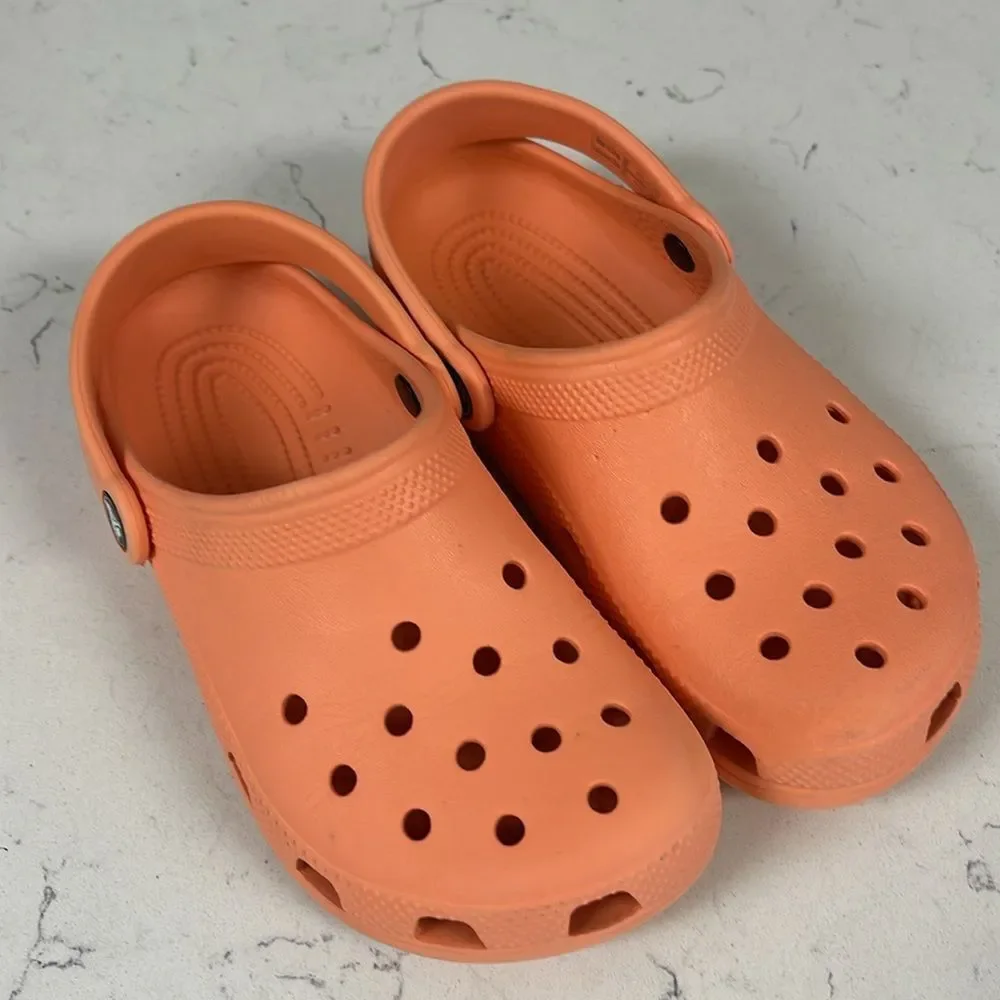 CROCS brand style